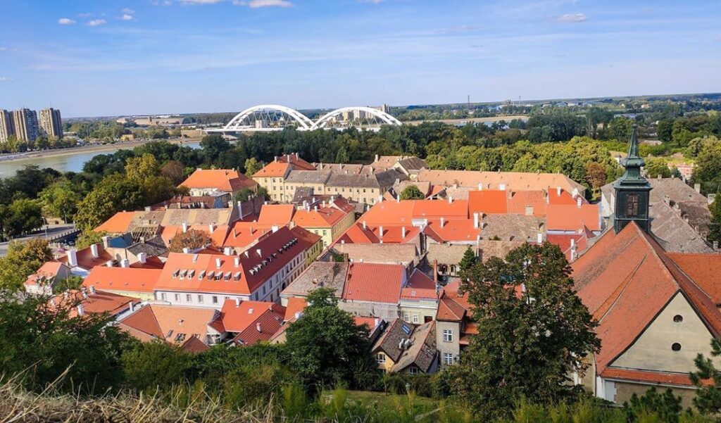 Vistas de Novi Sad desde la fortaleza, Fuente: @klinsky_project, Instagram