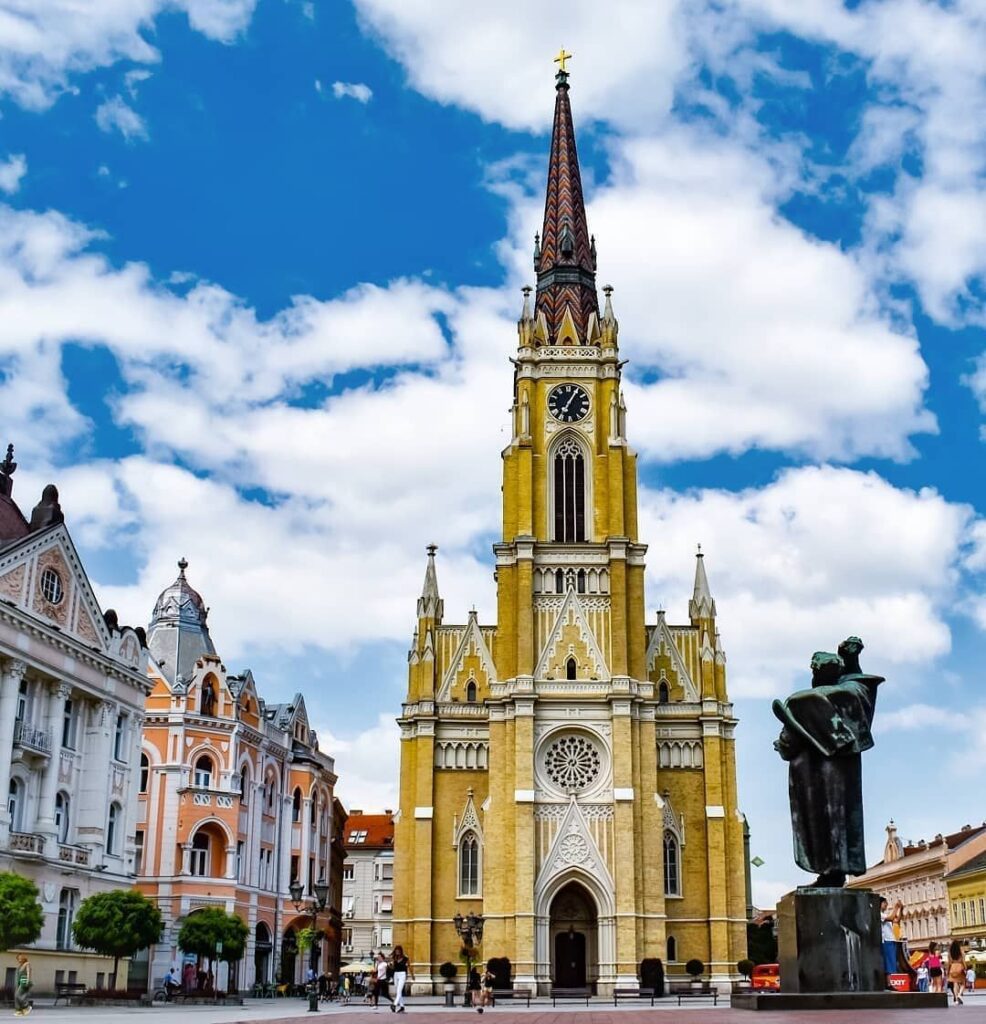 La Catedral Católica, Fuente: @novisad_novisad, Instagram