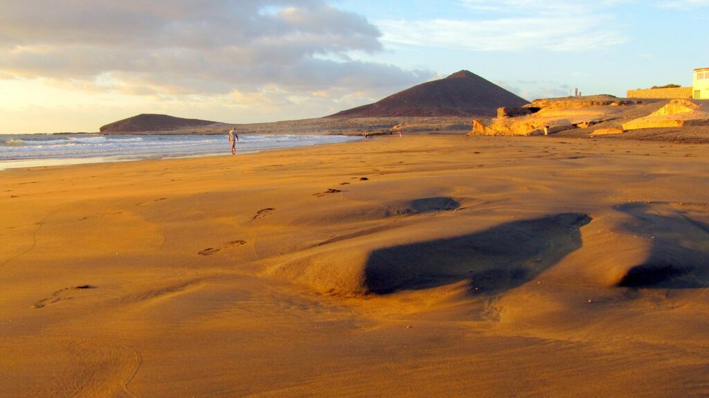 Playa del Médano en Tenerife. Donde alojarse en tenerife